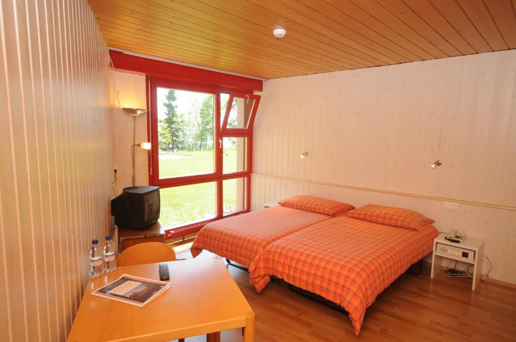 Hotel Twannberg Neuchâtel Camera foto